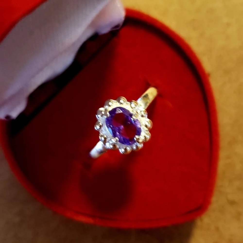 Amethyst ring with diamond chips